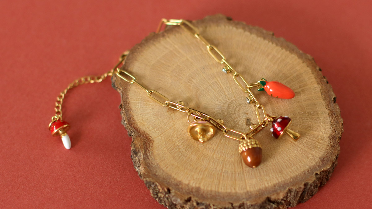 Bracelet Charms Automne avec breloques champignons : Etape 2