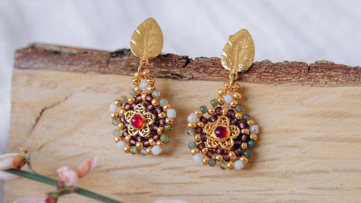 Schéma Boucles d'oreilles fleurs en rocailles Miyuki et Tourmaline