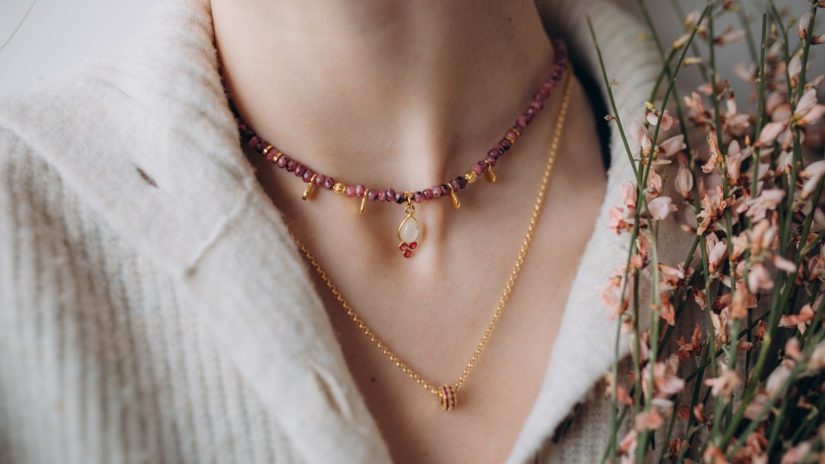 Collier en pierres naturelles double rang Collier en pierres naturelles double rang