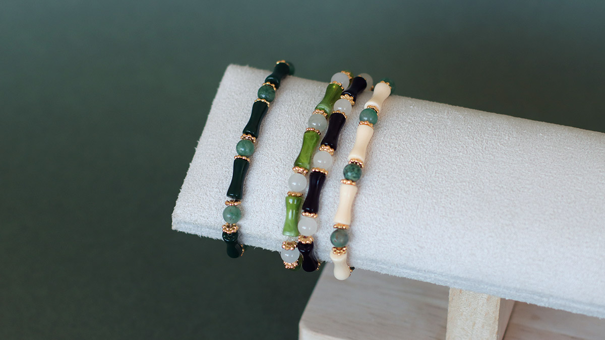 Schéma Bracelets élastiques perles tubes verts