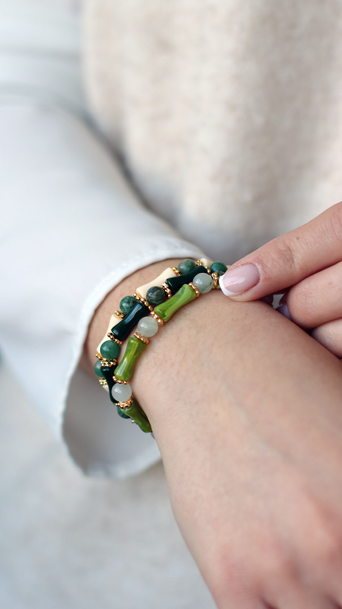 Schéma Bracelets élastiques perles tubes verts