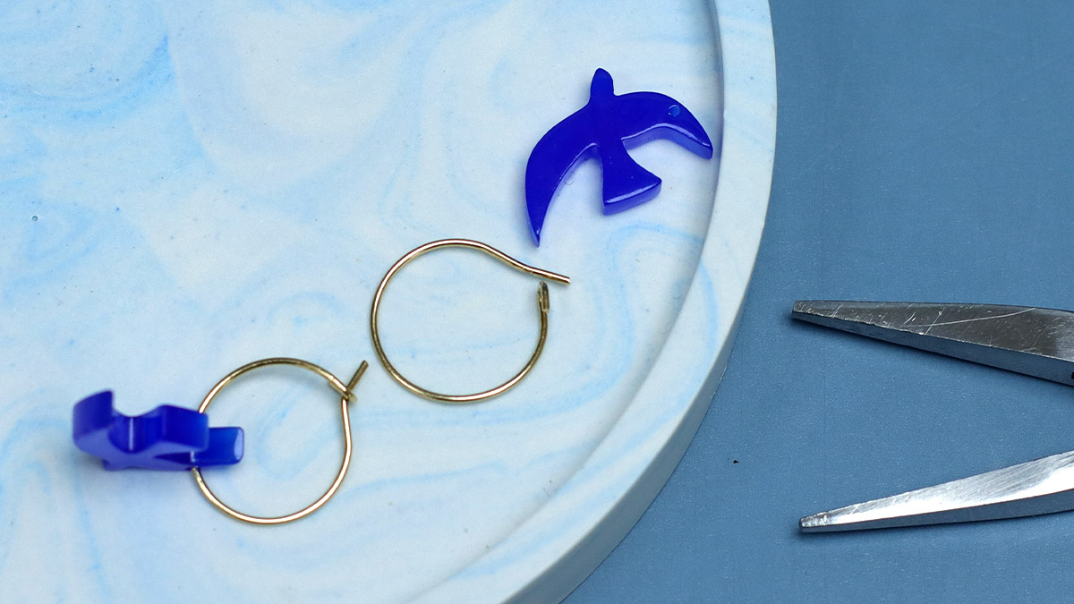 Boucles d'oreilles oiseaux : Etape 2 Boucles d'oreilles oiseaux : Etape 2