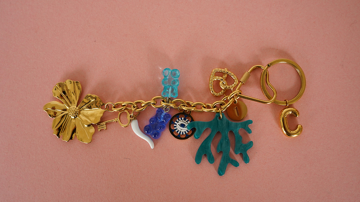 Bijou de sac avec pendentif lettre et serpent : Etape 10