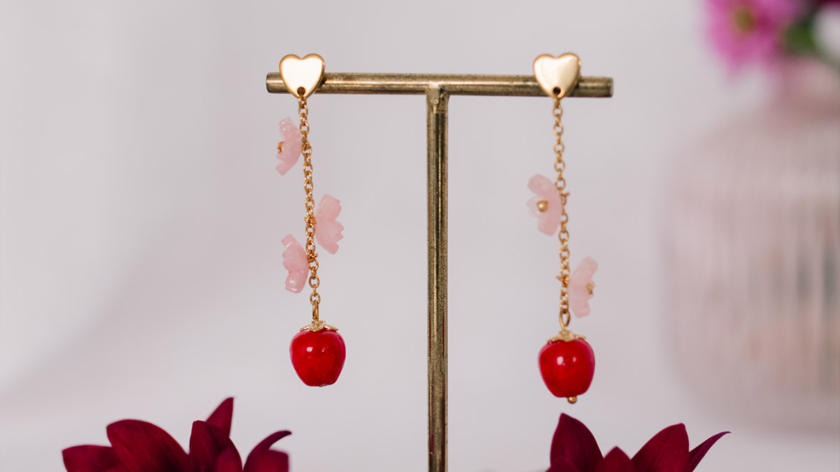 Boucles d'oreilles pendantes Pomme d'Amour : Etape 4