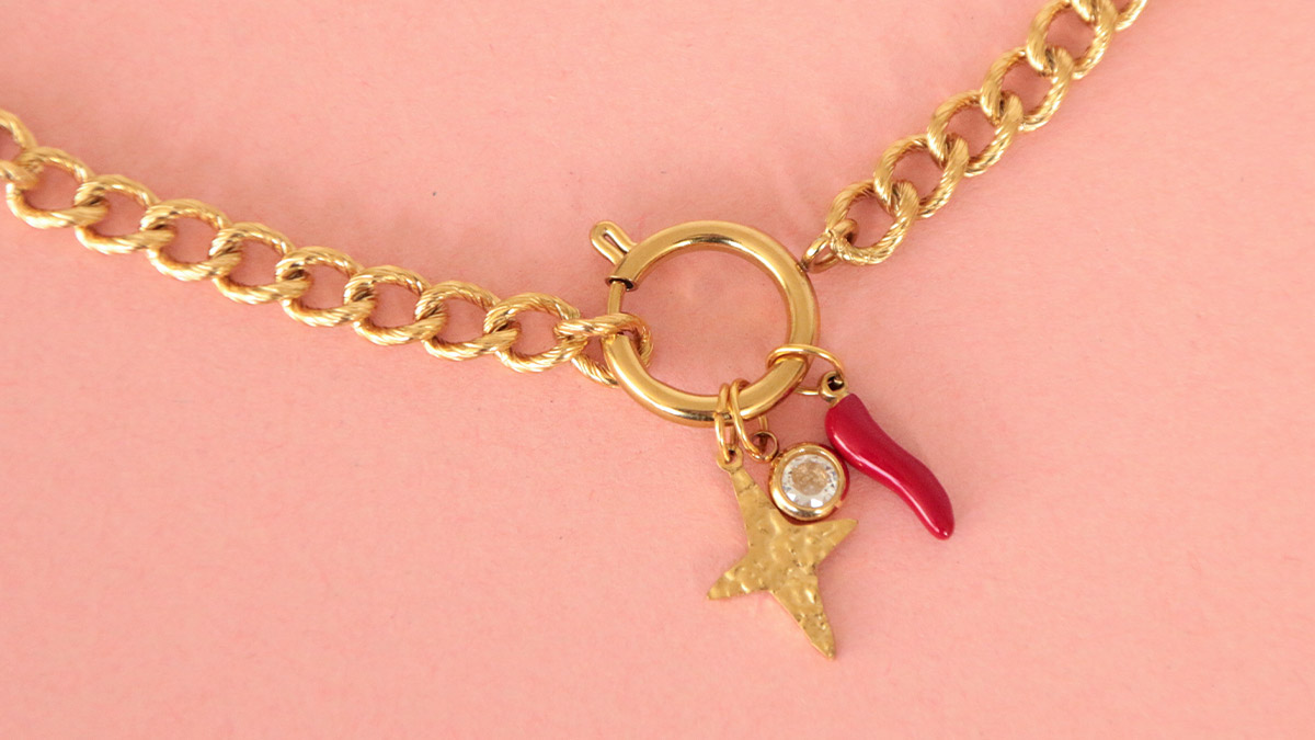 Collier charms avec fermoir à ressort : Etape 2