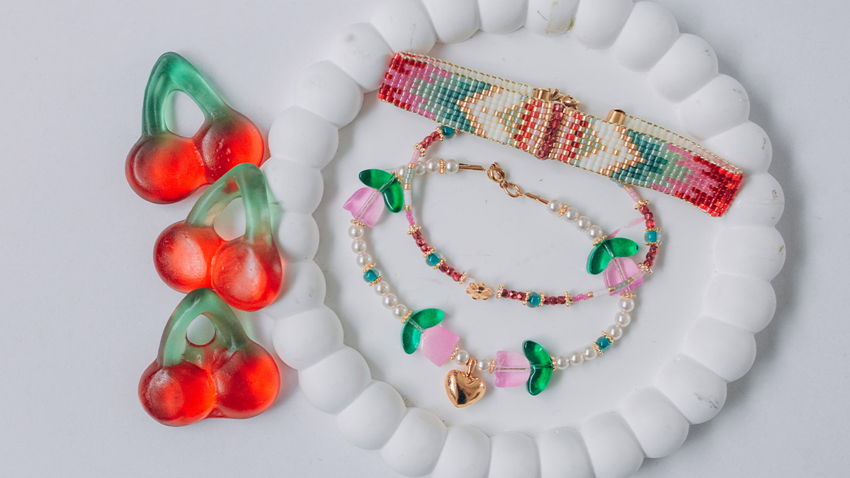 Schéma Bracelet Miyuki Delica 11/0 au métier à tisser rouge rose et vert