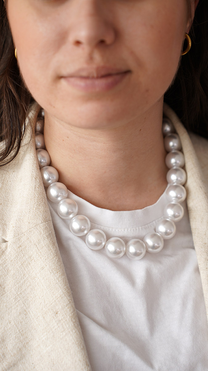 Schéma Collier élastique avec grosses perles nacrées