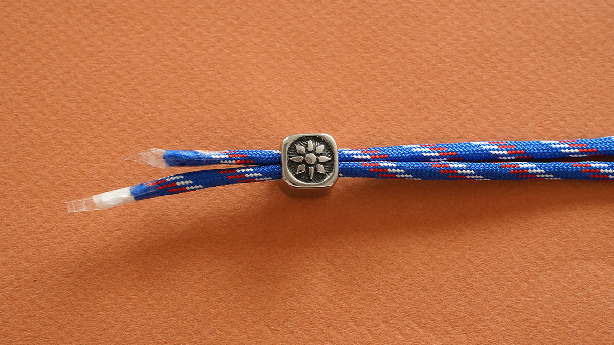 Bracelet Paracorde homme : Etape 3