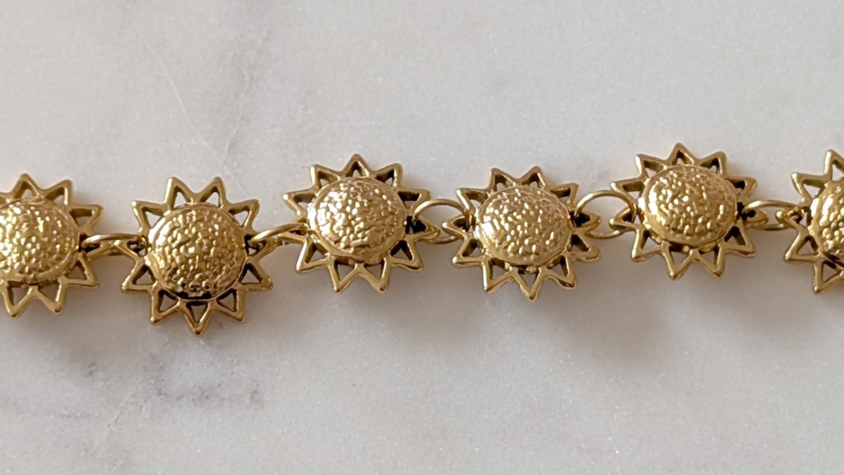 Bracelet soleil en acier inox doré : Etape 2