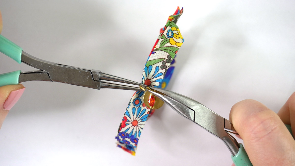 Bracelet Liberty sans fermoir avec noeuds coulants : Etape 4