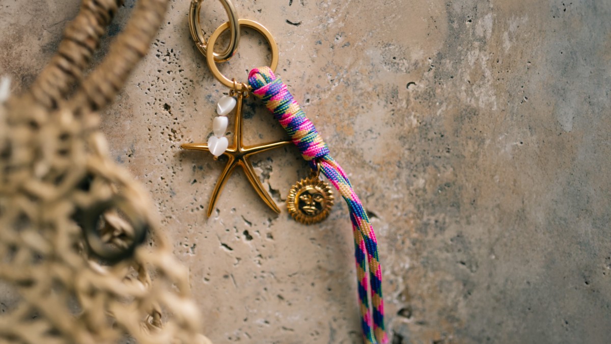 Bijou de sac été avec cordon paracorde