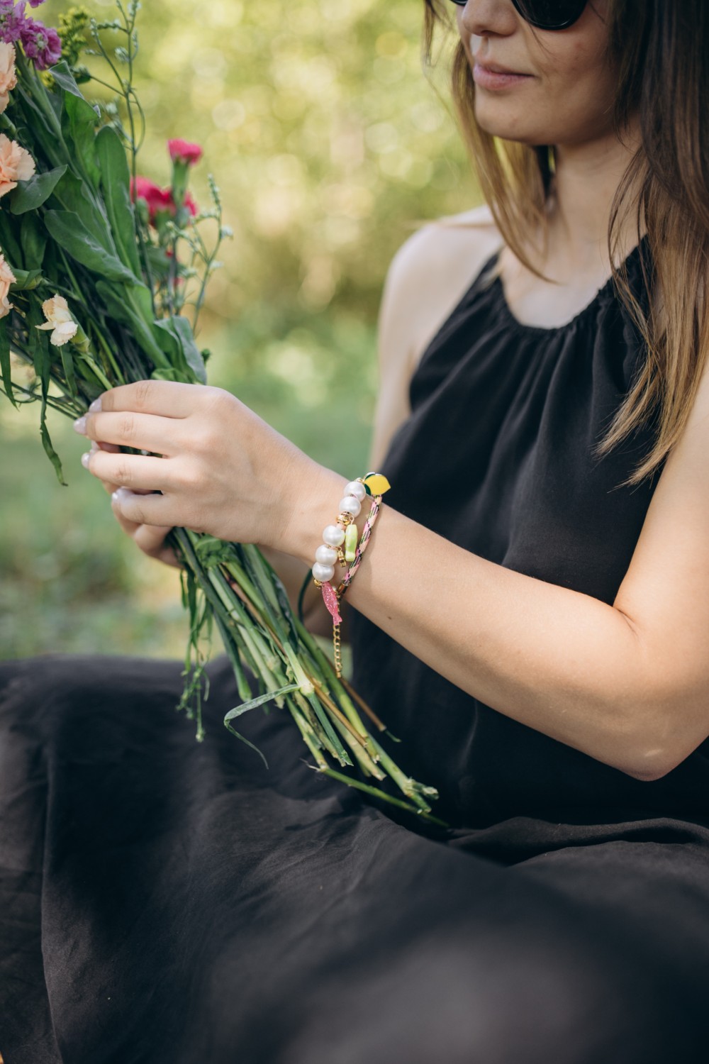 Bracelet cordon paracorde et breloques en acier inoxydable