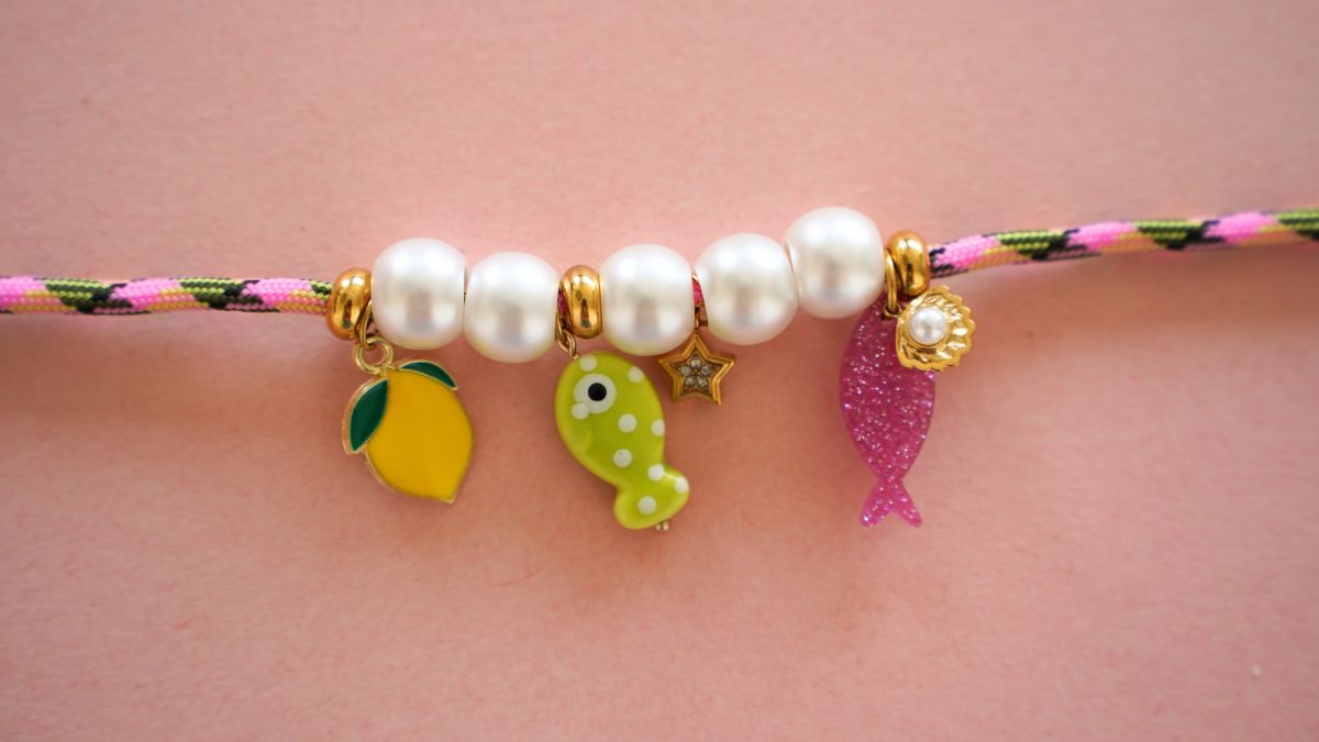 Bracelet cordon paracorde et breloques en acier inoxydable : Etape 4