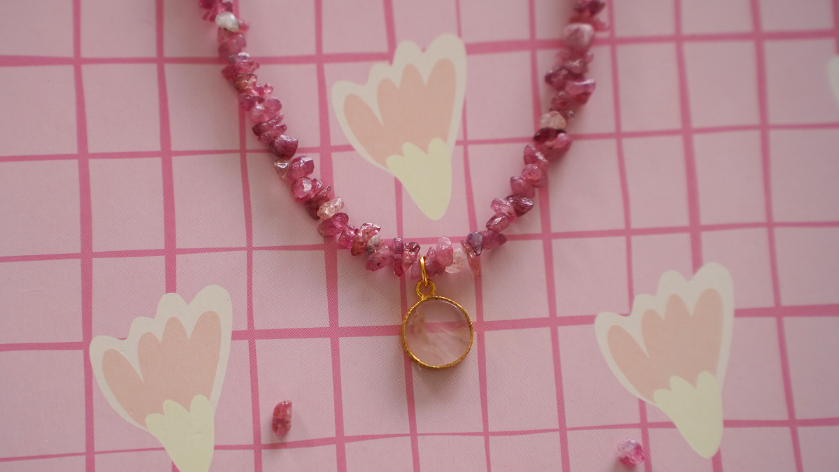 DIY stacking de colliers avec pierres gemmes, perles Miyuki et cordon : Etape 6 DIY stacking de colliers avec pierres gemmes, perles Miyuki et cordon : Etape 6