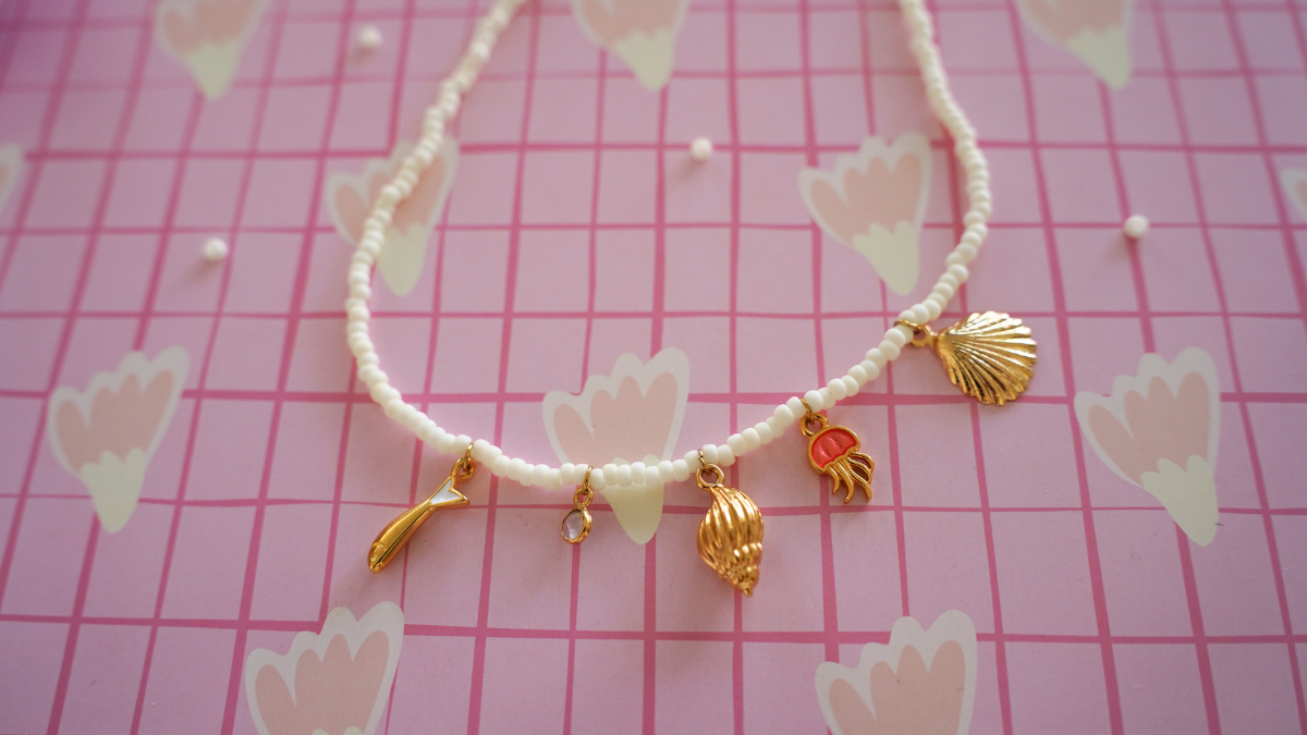 DIY stacking de colliers avec pierres gemmes, perles Miyuki et cordon : Etape 9 DIY stacking de colliers avec pierres gemmes, perles Miyuki et cordon : Etape 9