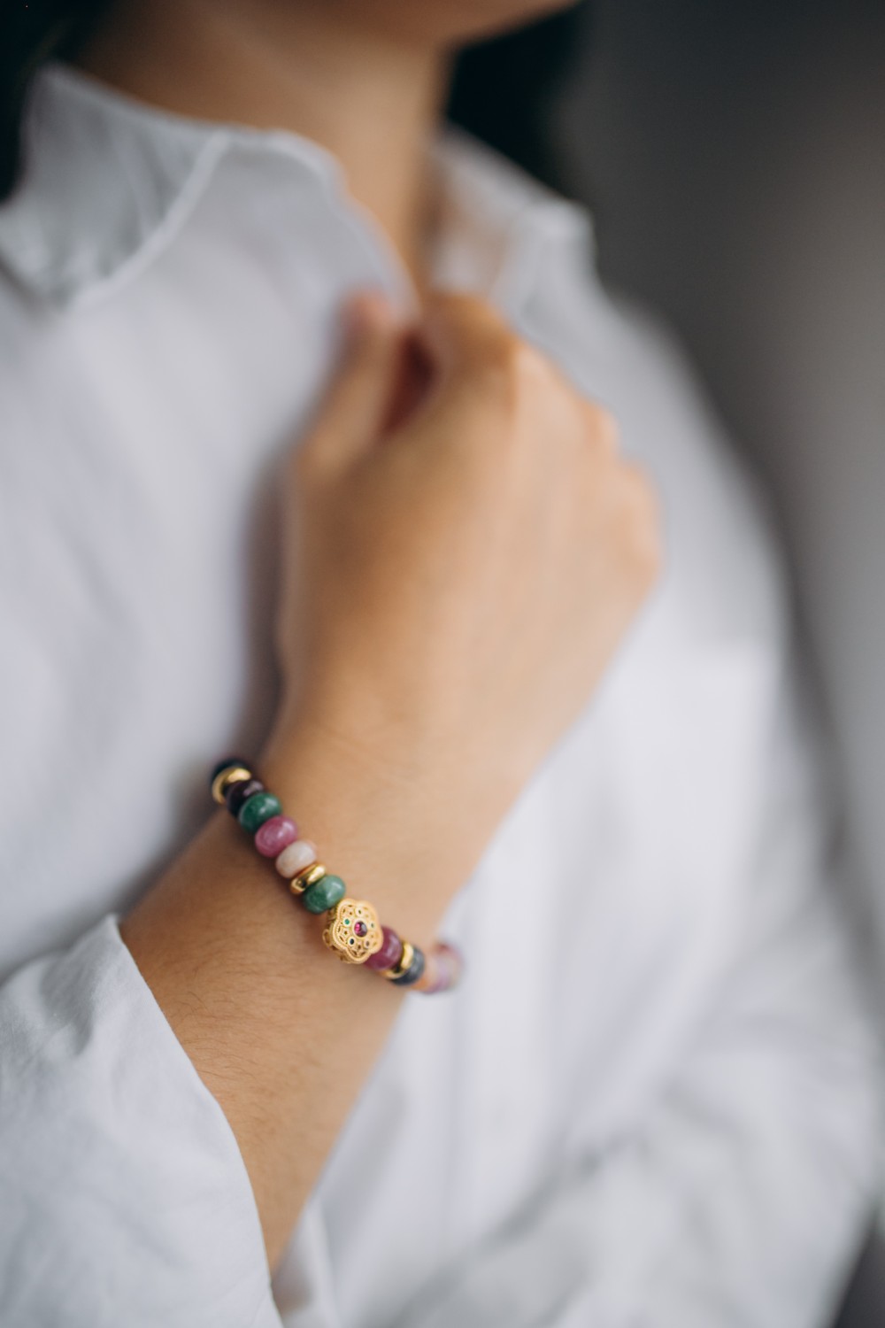 Schéma Bracelet en pierres naturelles et perle fleur