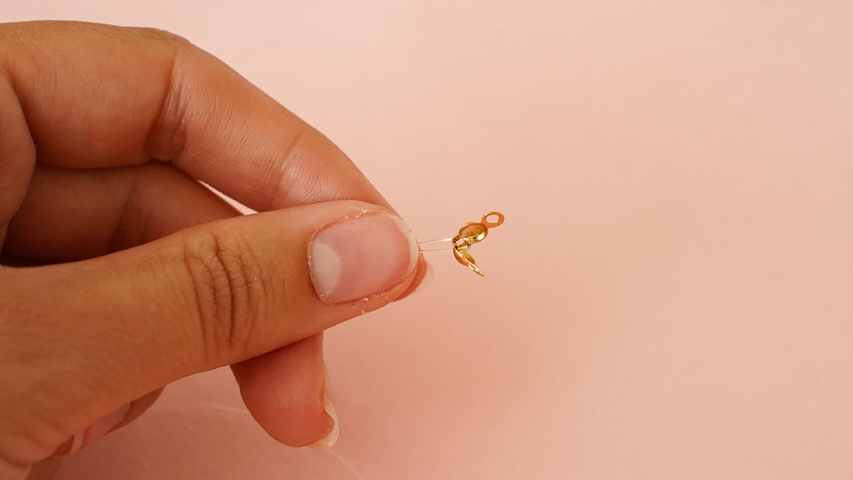 Bracelet en perle Miyuki Delica à nouer : Etape 2 Bracelet en perle Miyuki Delica à nouer : Etape 2