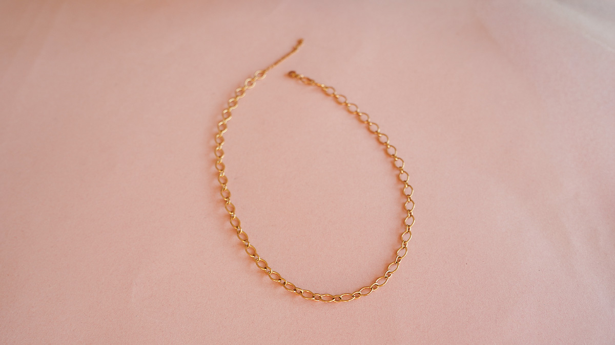 Mes bijoux DIY - Kit bijoux Collier charms Astres en Acier Inoxydable Doré : Etape 1