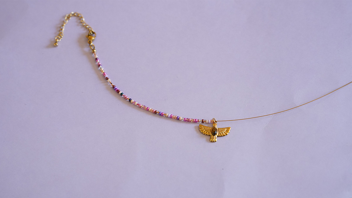 Collier charms en perles de rocailles : Etape 3