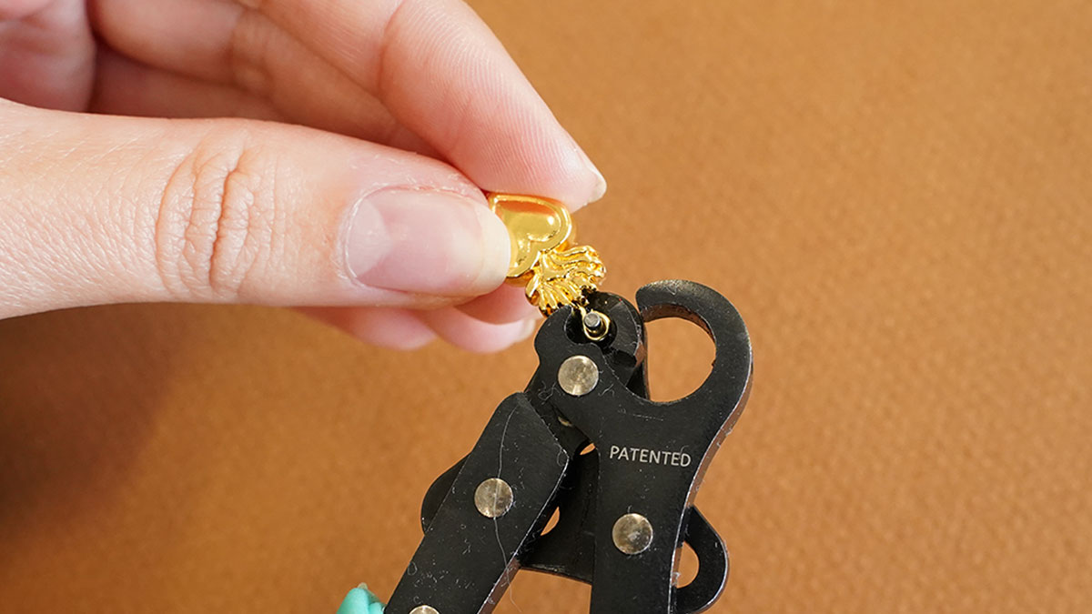 Bracelet cordon coeur ex voto : Etape 3