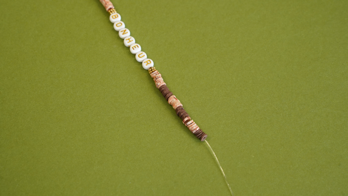 Bracelets Symboliques avec Mix Breloques & Lettres : Etape 4