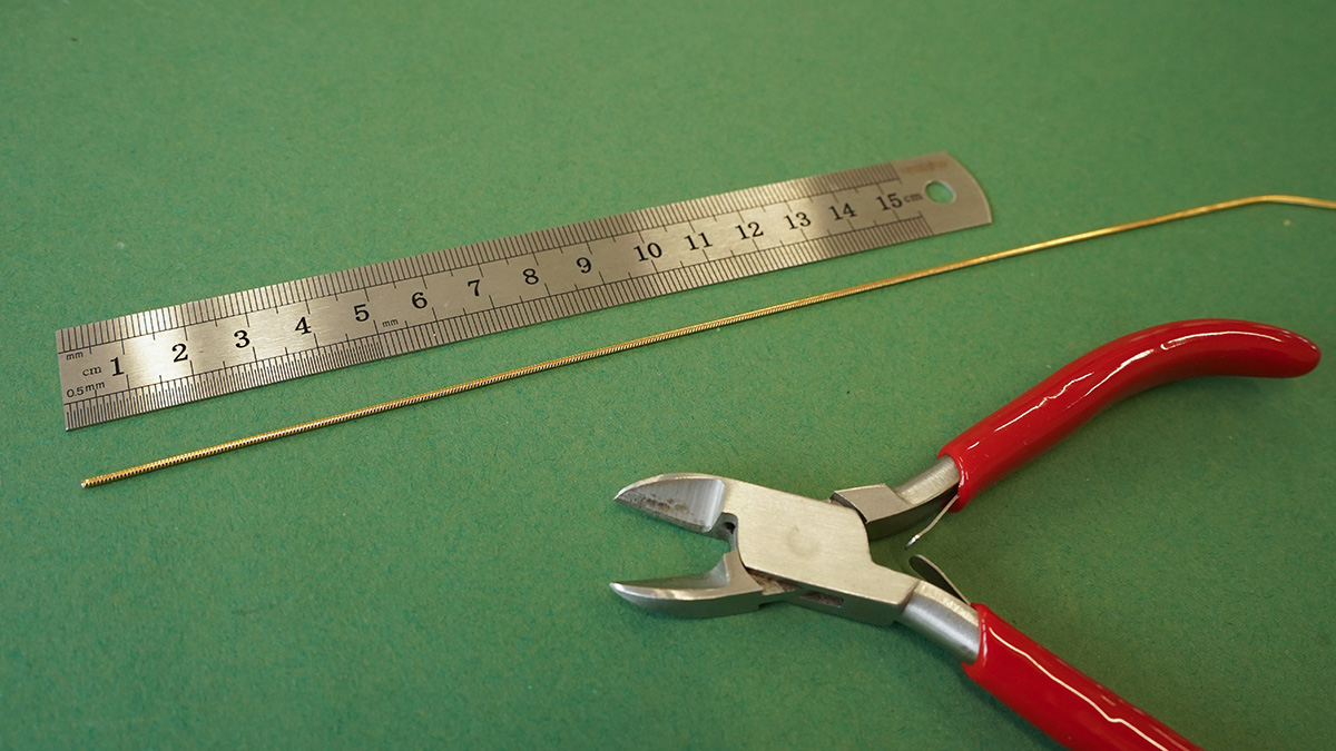 Boucles d'oreilles franges serpentine : Etape 1