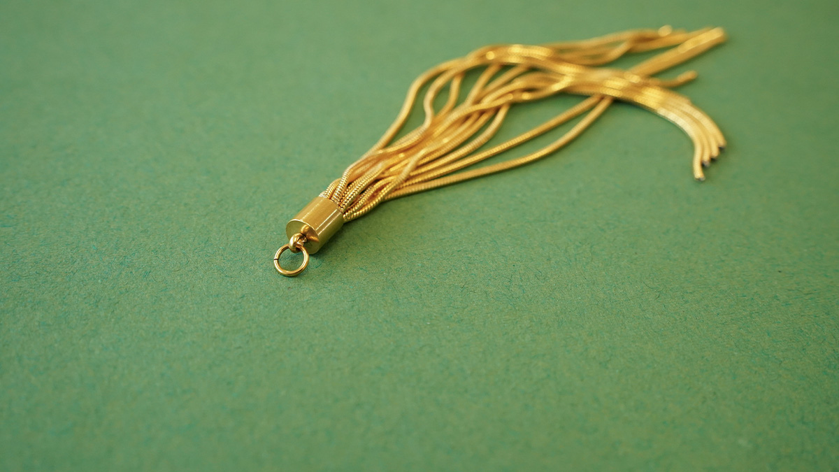 Boucles d'oreilles franges serpentine : Etape 5