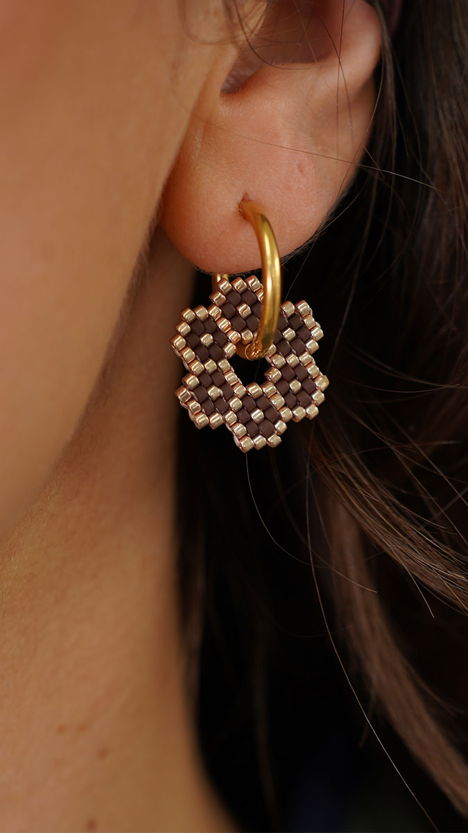 Fleurs interchangeables en tissage