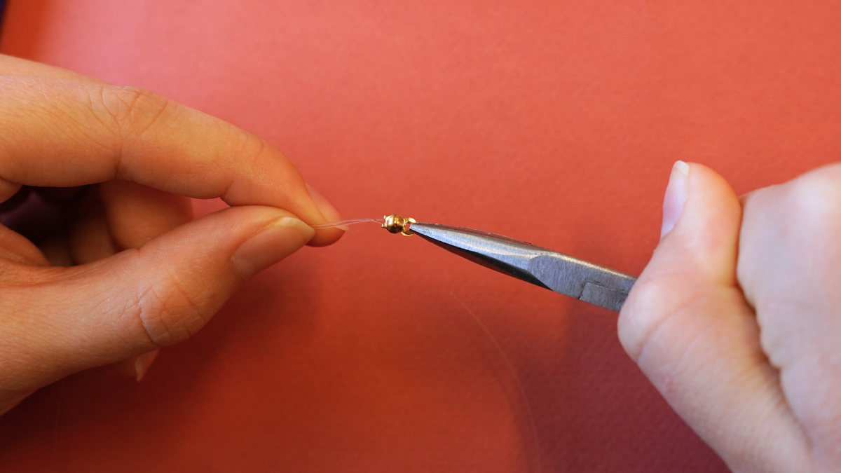 Boucles d'oreilles pendantes en pierre gemme : Etape 1