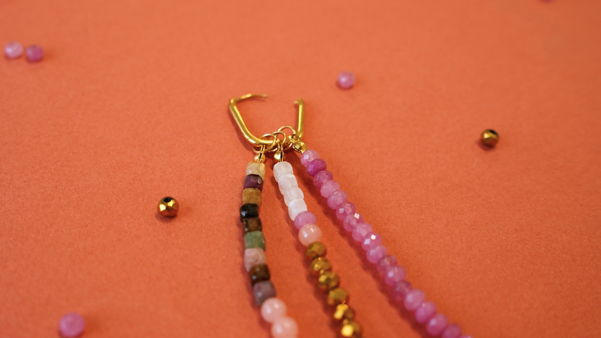 Boucles d'oreilles pendantes en pierre gemme : Etape 7