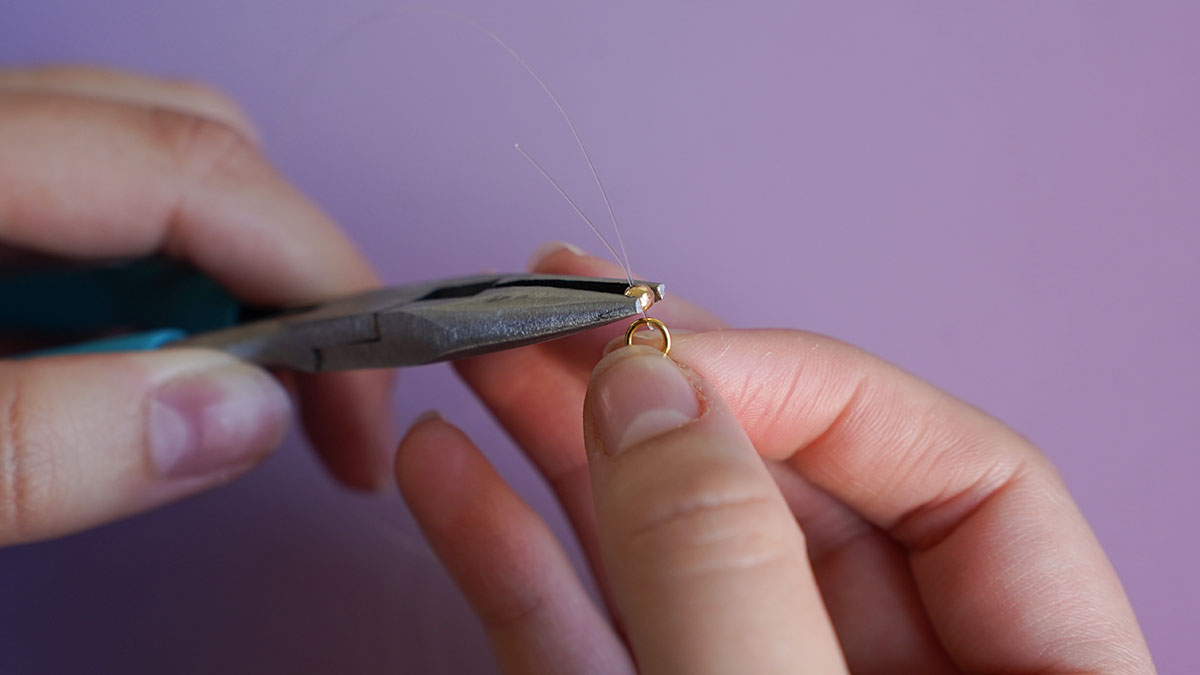 Bracelet avec rocailles colorées et perles d'eau douce : Etape 2