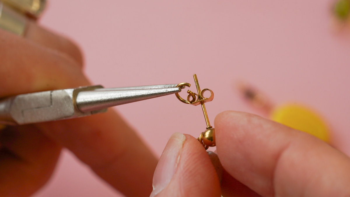 Boucles d'oreilles colorées & asymétriques : Etape 4