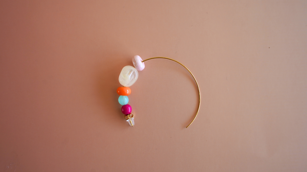 Boucles d'oreilles avec mix de perles colorées : Etape 4