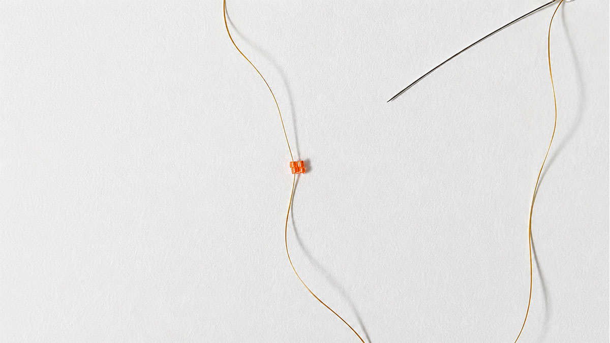 Boucles d'oreilles tissage en double brick stitch : Etape 2