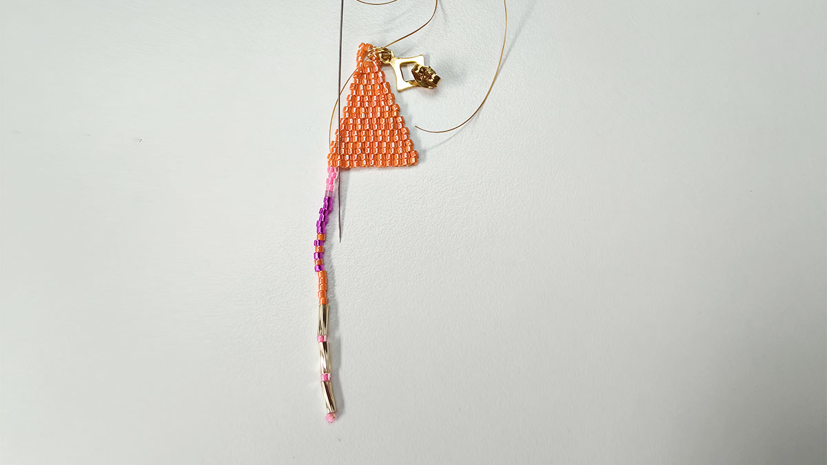 Boucles d'oreilles tissage en double brick stitch : Etape 13