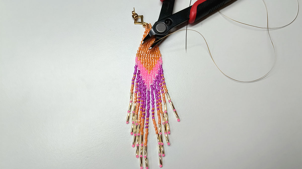 Boucles d'oreilles tissage en double brick stitch : Etape 15