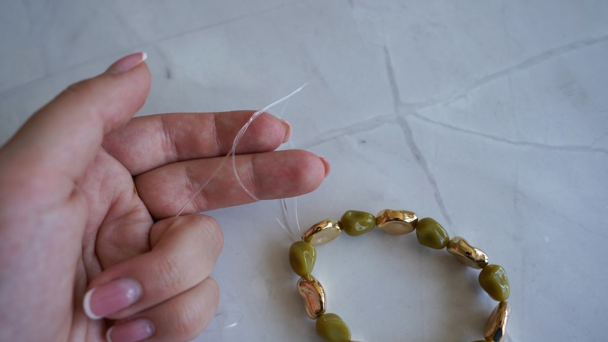 DIY Accumulation de bracelets camaïeu de vert : Etape 5