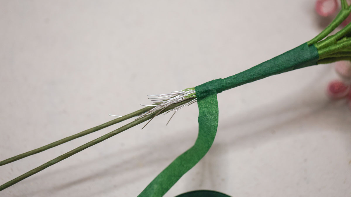 Fleur en perles de rocailles Miyuki - Hortensia : Etape 22