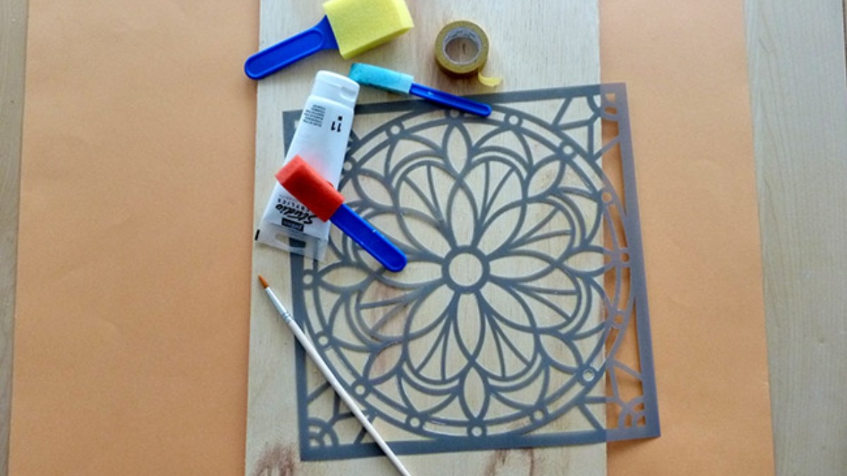 Porte bijoux poignées en pâte polymère Cernit et pochoir mandala : Etape 8 Porte bijoux poignées en pâte polymère Cernit et pochoir mandala : Etape 8