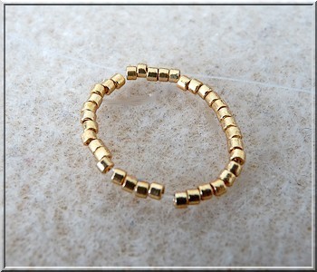 Boucles d'oreilles Salomé en PureCrystal majestic blue et lime et perles en verre Amos® par Puca® : Etape 1