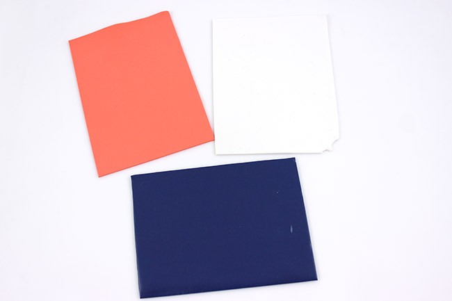 Parure plastron et boucles d'oreilles en Fimo couleur flamingo avec des cauris : Etape 1