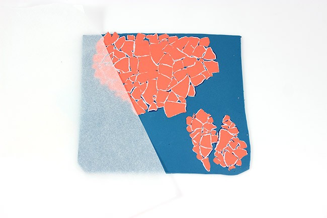 Parure plastron et boucles d'oreilles en Fimo couleur flamingo avec des cauris : Etape 4