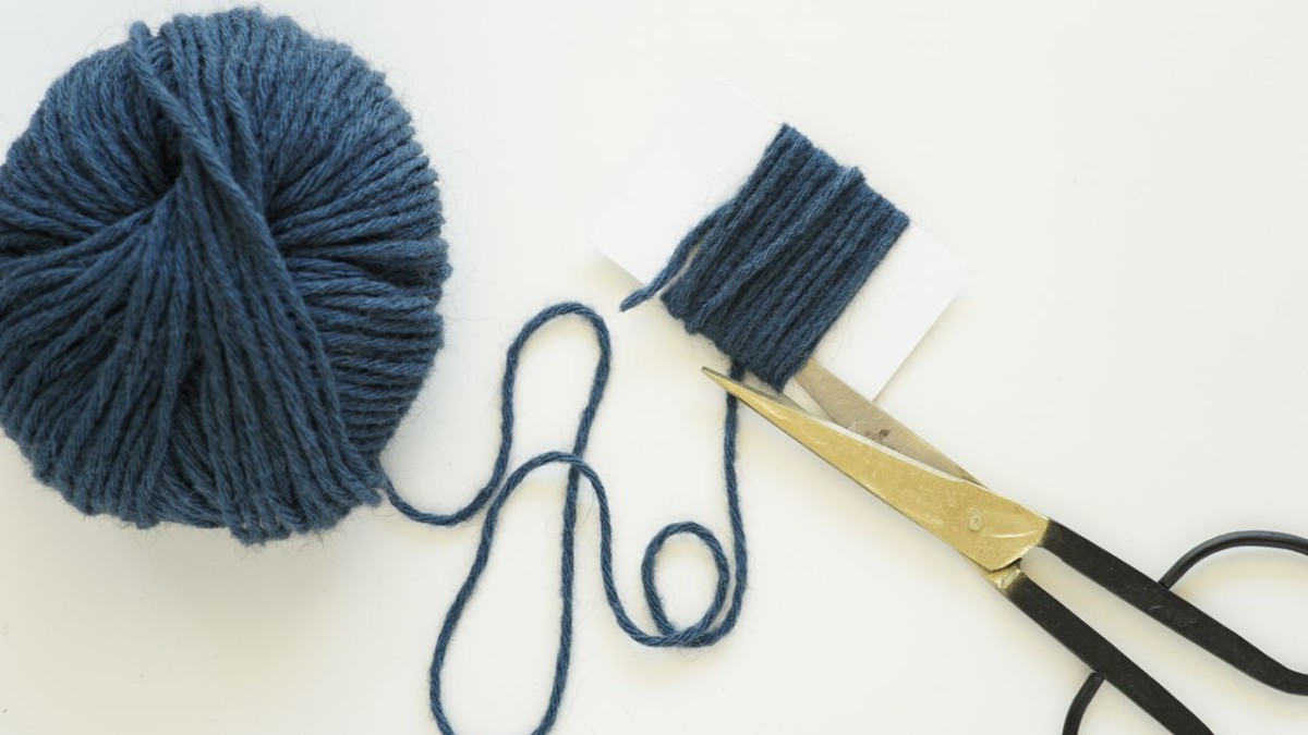 DIY facile : customisation d'une pochette au point noué par Julie Robert : Etape 3