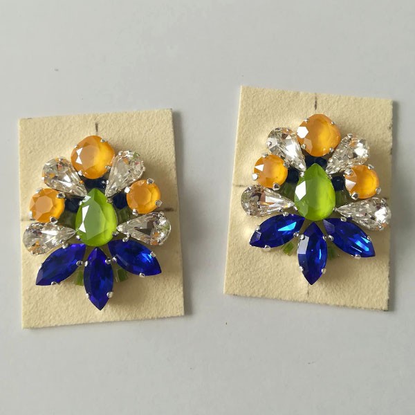 Boucles d'oreilles cabochons PureCrystal majestic blue, buttercup et lime : Etape 15