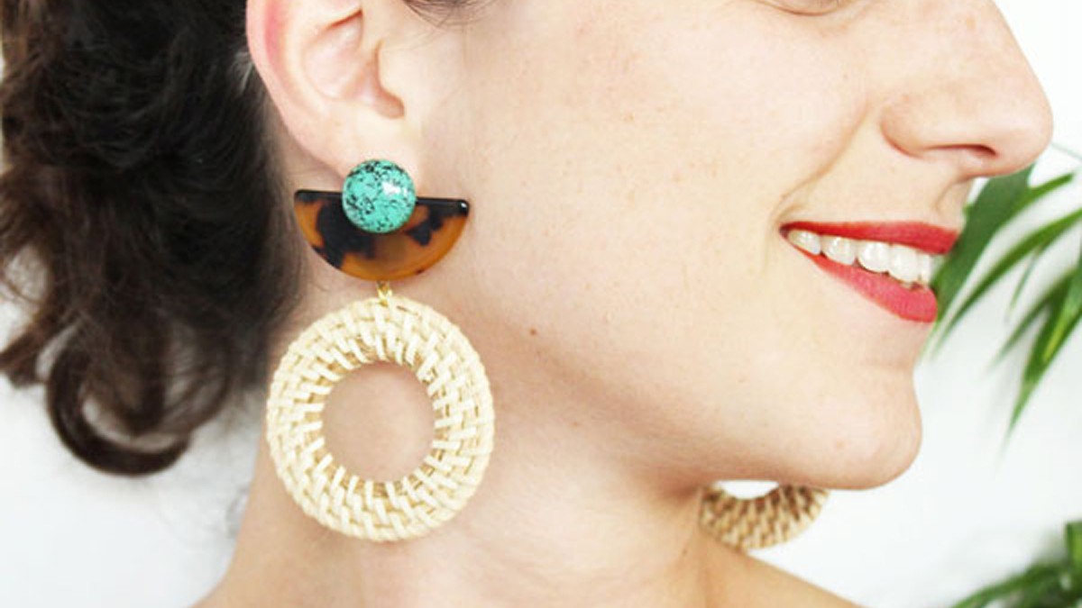 Tuto DIY Boucles d'oreilles en rotin et écaille de tortue