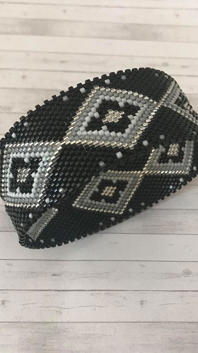 Schéma Bracelet DIY bangle tissage peyote circulaire avec des perles Miyuki Delicas
