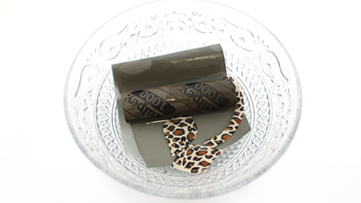 Parure de bijoux fantaisie Fimo motif cane léopard : Etape 13