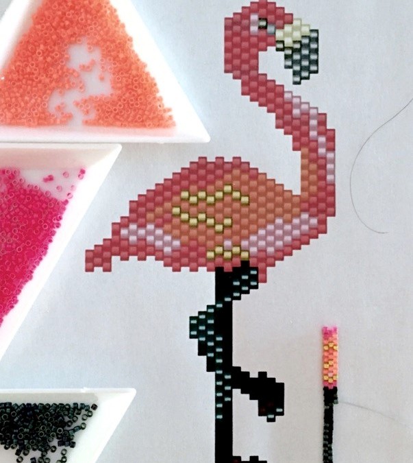 Tissage de perles motif flamant rose en Miyuki Delica : Etape 3