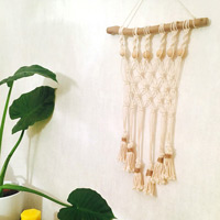 suspension macram&eacute;